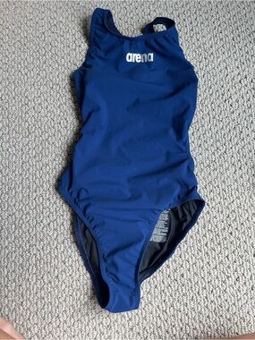 Arena Women's Solid Navy One-Piece Tech Suit